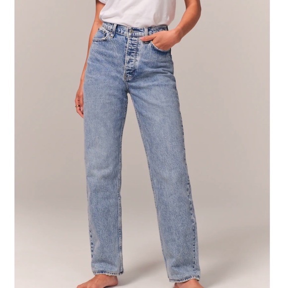 Abercrombie & Fitch Denim - Abercrombie & Fitch High Rise Dad Jean Size 31